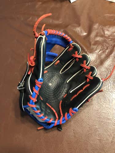 New SSK Javy Baez model