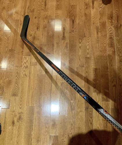 New Warrior QRE SL Stick Righty 85 flex W03 Senior Pro Stock