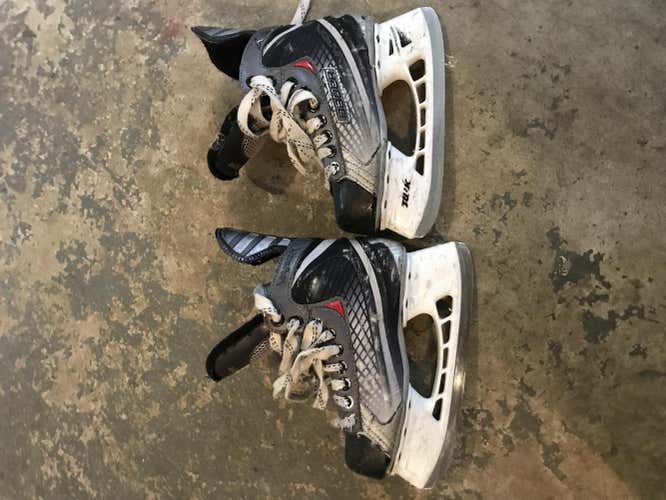 Bauer Vapor X15  Junior Size 2d