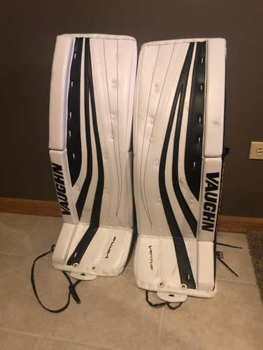 Vaughn SLR Pro Leg Pads 34+2 USED FOR AN HOUR