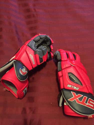 University Of Tampa Lacrosse Gloves