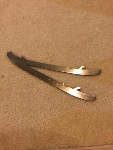 Bauer LS2 size 263 steel