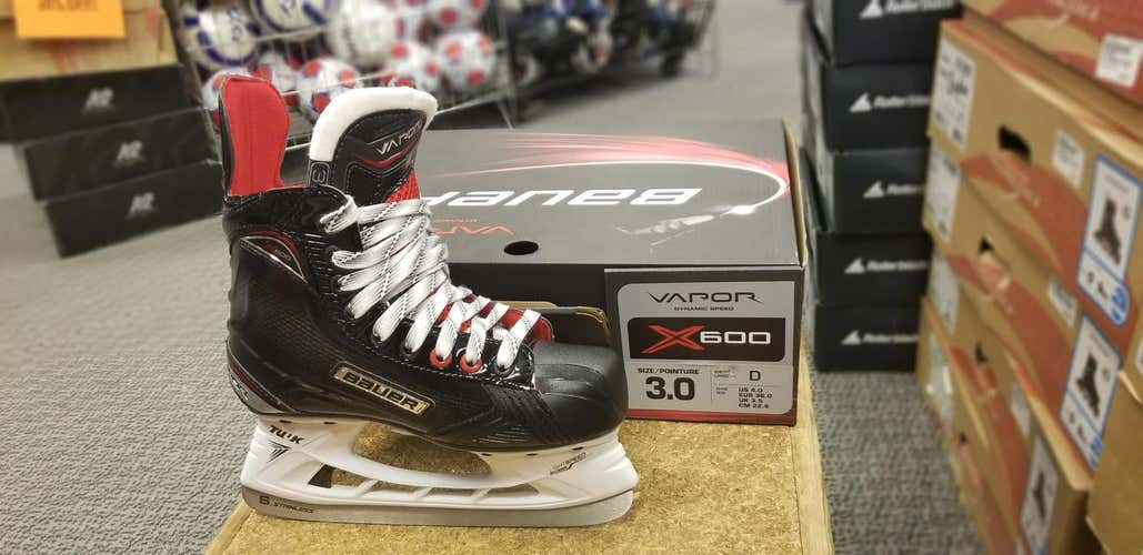 New Bauer Vapor X600  Junior Size 3