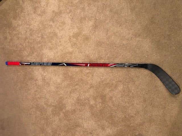 New Bauer Supreme 1S  Righty Mid Senior Pro Stock