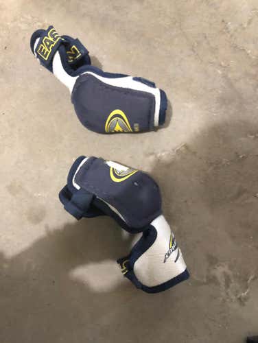 Easton elbow pads Youth