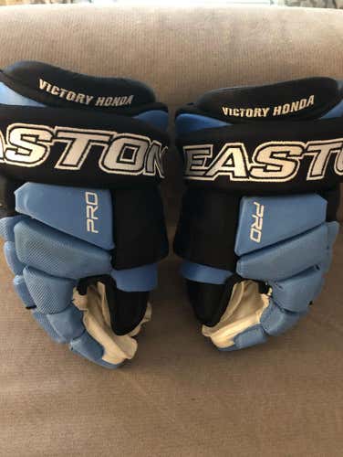 Victory Honda AAA Easton Pro Gloves -Like New