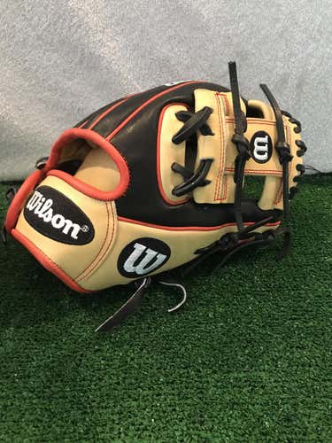 New Wilson A2000 11.25” 18PF88 *No Trades*