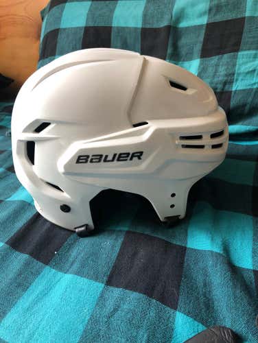 Bauer Hockey Helmet Size Medium