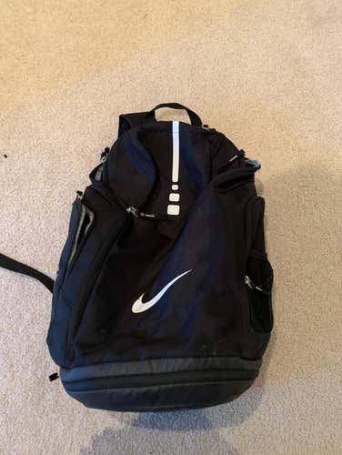 Nike Elite Bag