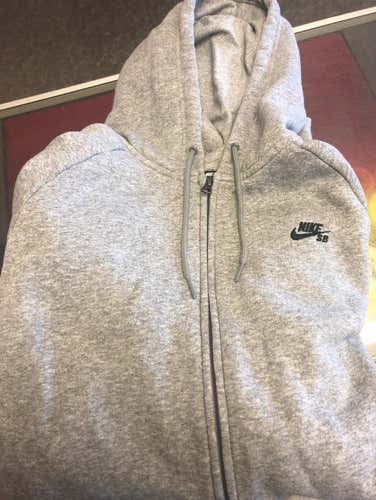 Men’s Nike SB Hoody