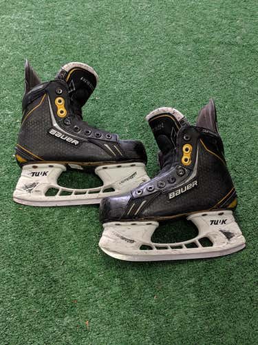 Bauer Supreme One.7  Junior Size 1.5 Bin#1