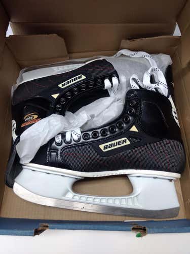 New Bauer  Size 13