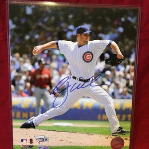 Randy Wells Chicago Cubs Signed Autographed 8x10 Photo MLB Authenticated Fanatics