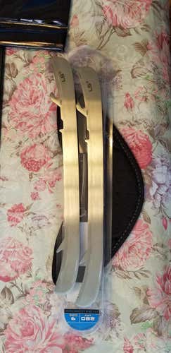 Bauer Tuuk LS3 steel 280 size USED ONCE!