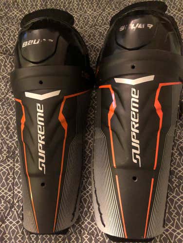 USED Bauer Supreme One Youth Shin/Knee Pads