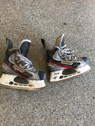 Bauer APX Skates Size 8