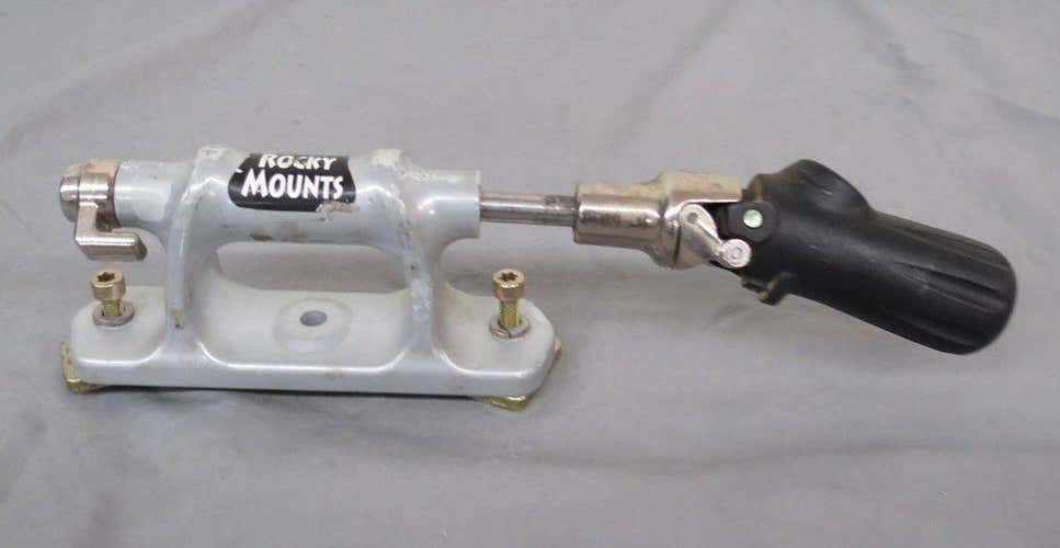 Rocky Mounts Fork Carry Locking Truck Bed Mount Bike Carrier NO KEY GREAT LOOK