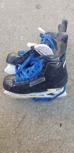 Bauer Nexus 7000  Senior Size 7
