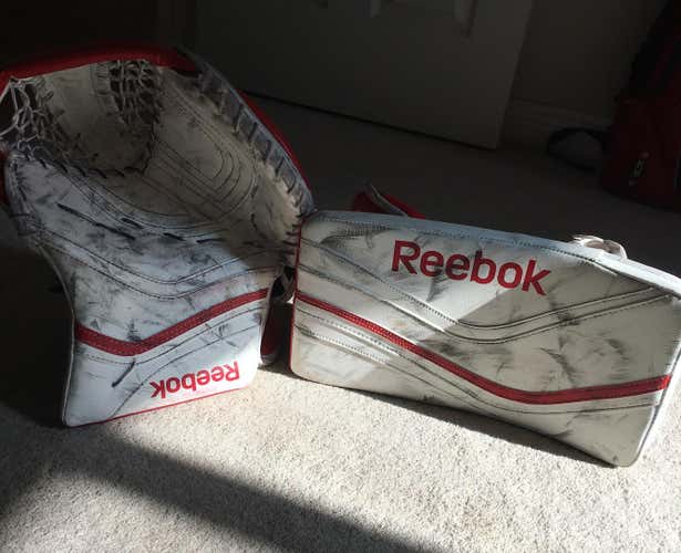 Reebok X28 Senior Glove And Blocker Regular