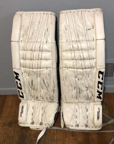 CCM Extreme Flex 860 Goalie Pads