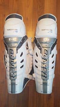 Bauer Nexus 1N  Junior 12 in shins