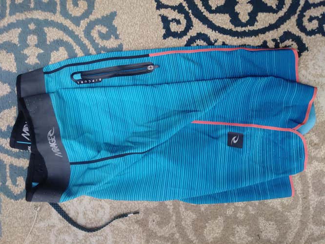 Ripcurl Mirage | Ultimate Series | Board Shorts | Size 29in Waist