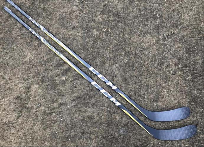 (2)BRAND NEW CCM Super Tacks 2.0 (Pro Stock) - RH - 80 Flex - P28 - GRIP