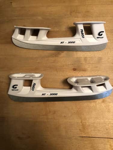 Cobra 263 Holder & Steel