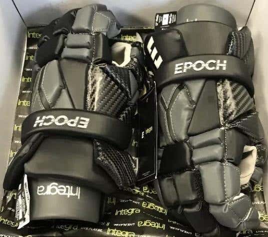BNWT EPOCH INTEGRA GLOVES. Black/carbon. 12”