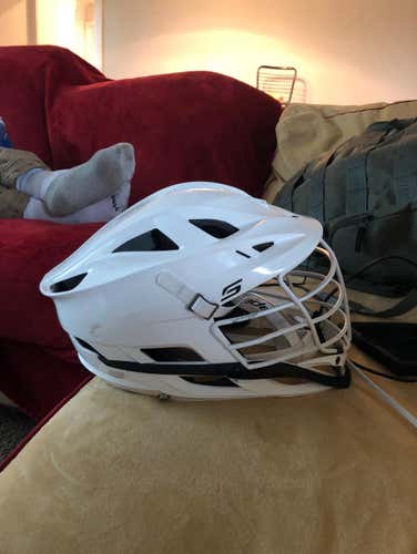 Used 3 games, All White Cascade S