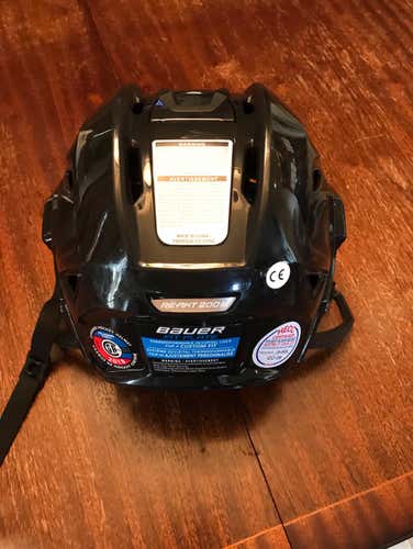 Black Bauer REAKT 200 Helmet *Medium*