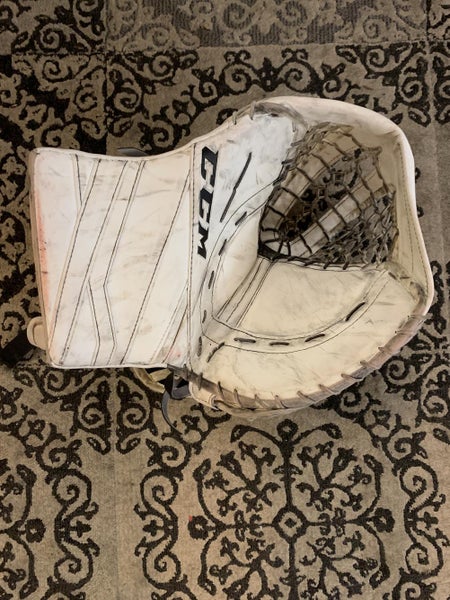 CCM Extreme Flex III Glove