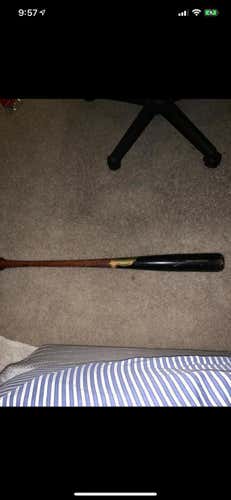 Sam Bat 32in Wood Bat