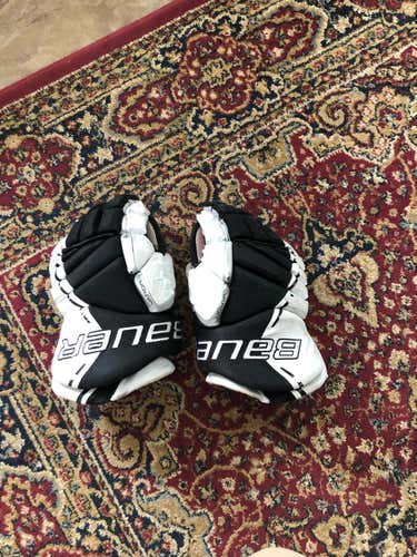 Bauer Vapor X40 Gloves