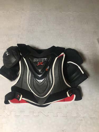 Bauer Vapor 1x Shoulder Pads