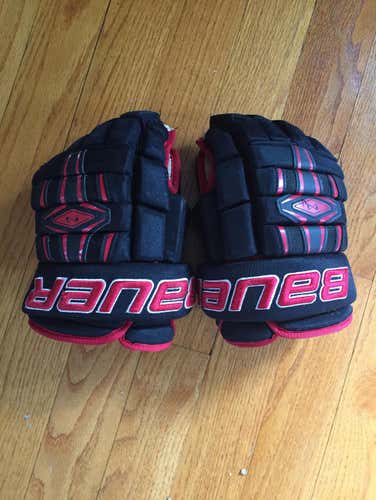 Bauer Nexus 800 Gloves