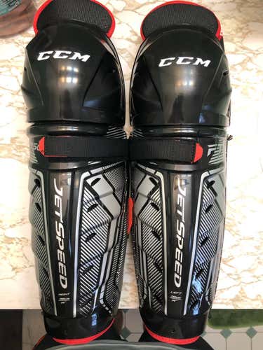 CCM Jet Speed FT350 Shin Pads