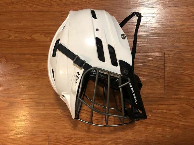 Cascade R Helmet (Barley Used)
