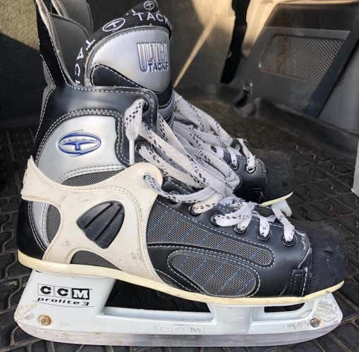 CCM Ultra tacks Sz. 10