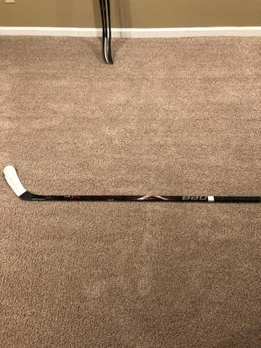 Bauer Vapor 1X Lite  Righty Mid Senior