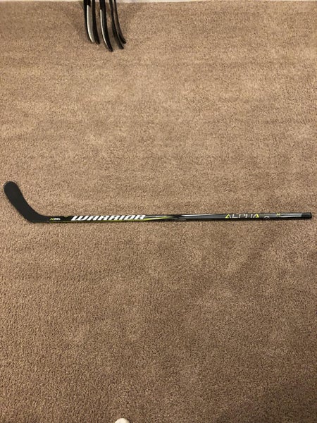 New Warrior Alpha QX Righty Heel Senior Pro Stock