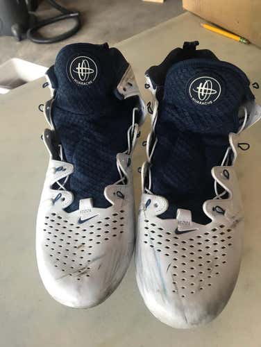 NIKE Huarache Cleats