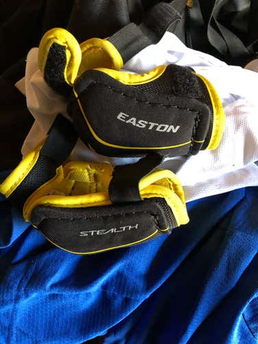 Easton Stealth Youth Elbow Pads
