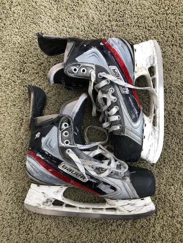 Bauer Vapor APX Size 9.5D