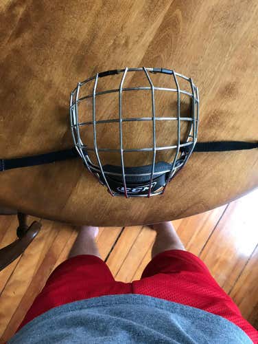 CCM Chrome Cage Medium Fm480