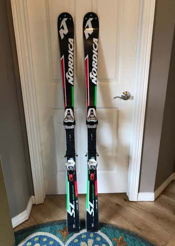 Nordica Dobermann 156cm SL Skis