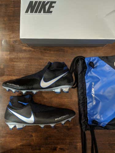 Nike Phantom Vision Elite Cleats - Size 10.5