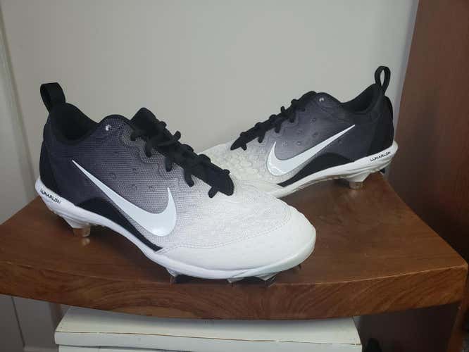 New Nike lunar hyperdiamond 2 women's softball cleat pro size 9.5
