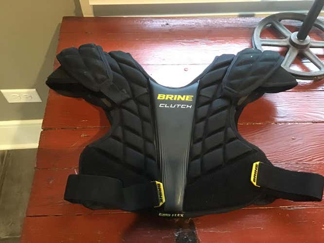 Brine Clutch Shoulder Pads