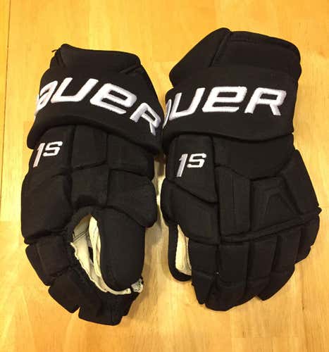 BAUER 1S BLACK GLOVES 14” (BRAND NEW)